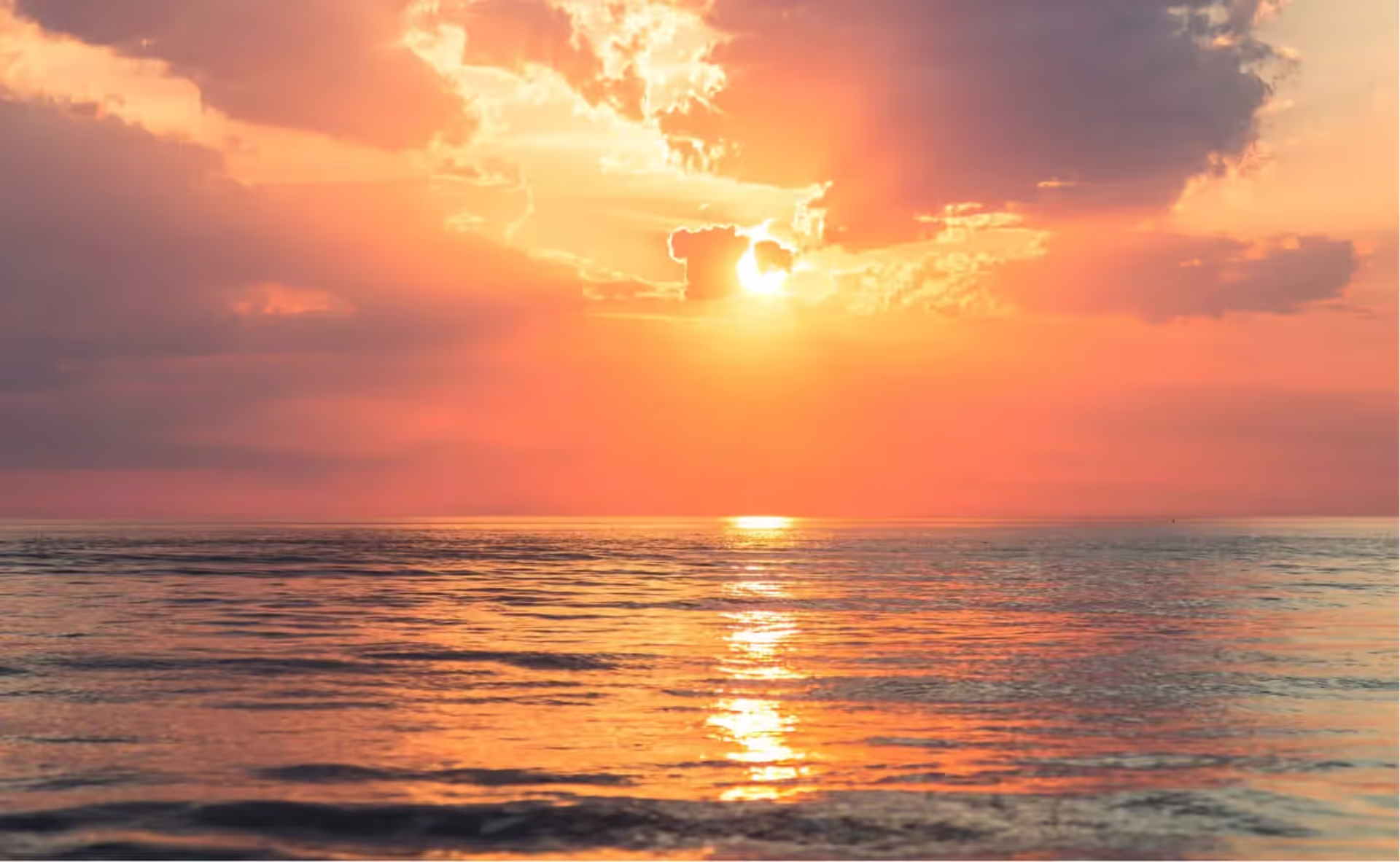 Chasing Sunsets: The Ultimate Beach Destinations for Golden Hour Magic